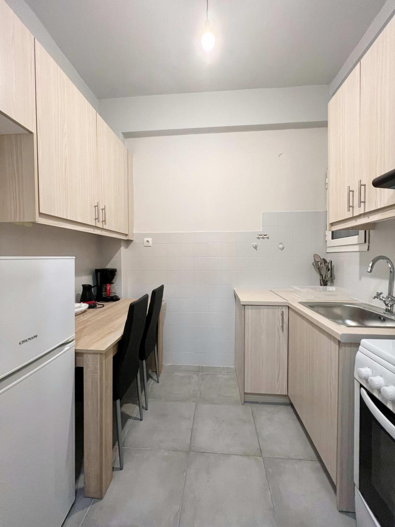 Central Apartment 3' To Metaksourgio Metro Station Athene Buitenkant foto