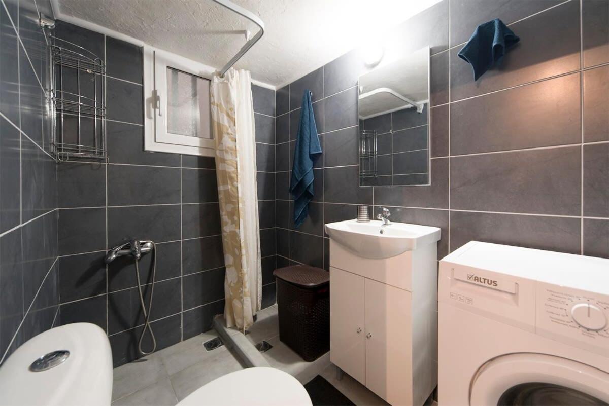 Central Apartment 3' To Metaksourgio Metro Station Athene Buitenkant foto
